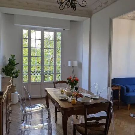 Amazing 2-bedroom In Near The Apartment *