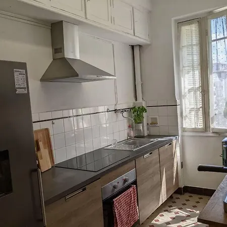 Amazing 2-bedroom In Near The