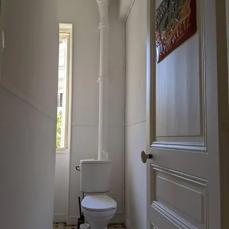 Apartment Amazing 2-bedroom In Near The
