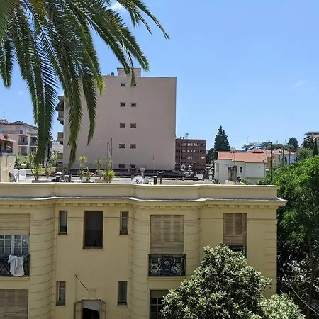 Amazing 2-bedroom In Near The