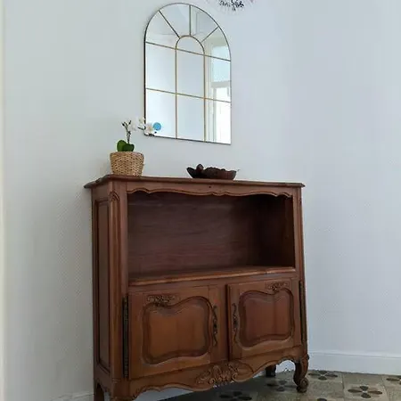 Amazing 2-bedroom In Near The