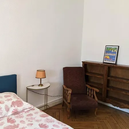 Apartment Amazing 2-bedroom In Near The Nice