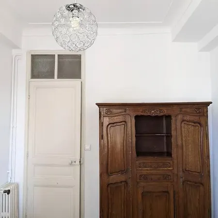 Apartment Amazing 2-bedroom In Near The Nice