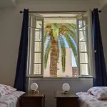 Amazing 2-bedroom In Near The Nizza
