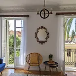 Amazing 2-bedroom In Near The Appartamento