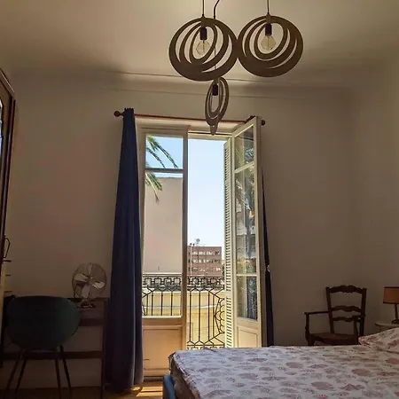 Amazing 2-bedroom In Near The Nizza