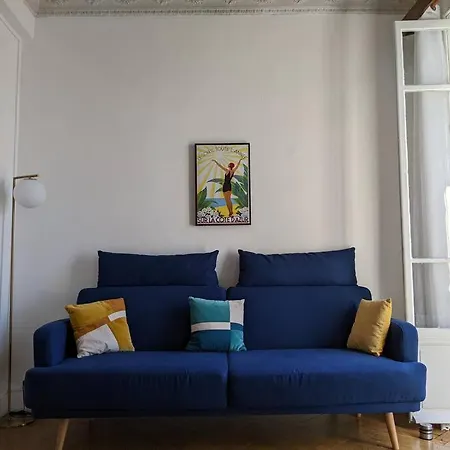Amazing 2-bedroom In Near The Appartamento
